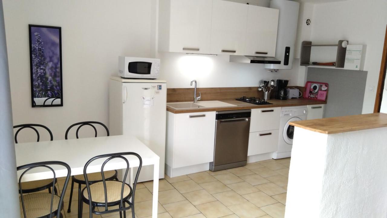 Les 3 Hirondelles Apartment Pont-Saint-Esprit Exterior photo